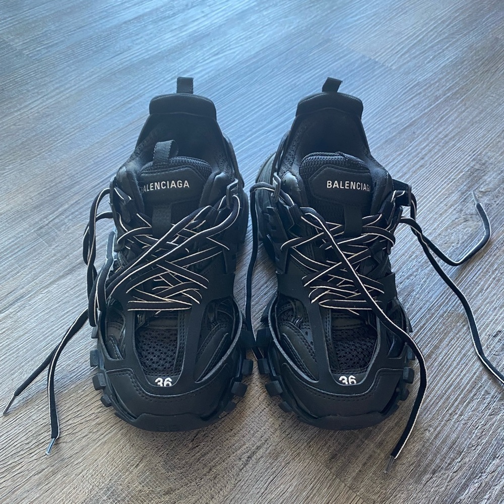 Balenciaga Black Chunky Lace-Up Sneaker